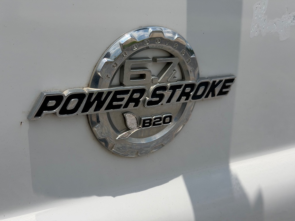 2015 Ford F-350 Super Duty XLT - Photo 11