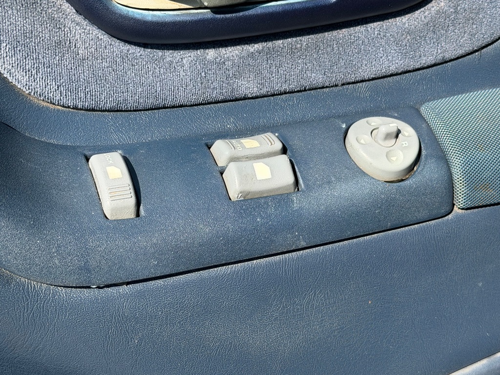 1995 Chevrolet GMT400 - Photo 25