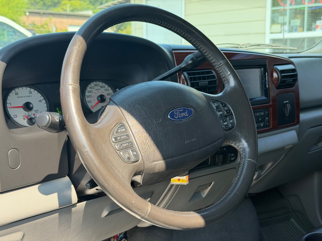 2006 Ford F-250 Super Duty Lariat - Photo 21