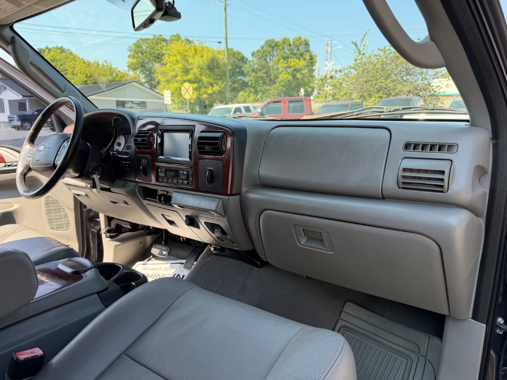2006 Ford F-250 Super Duty Lariat - Photo 30