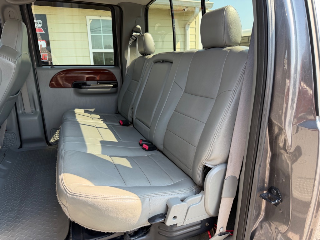 2006 Ford F-250 Super Duty Lariat - Photo 26