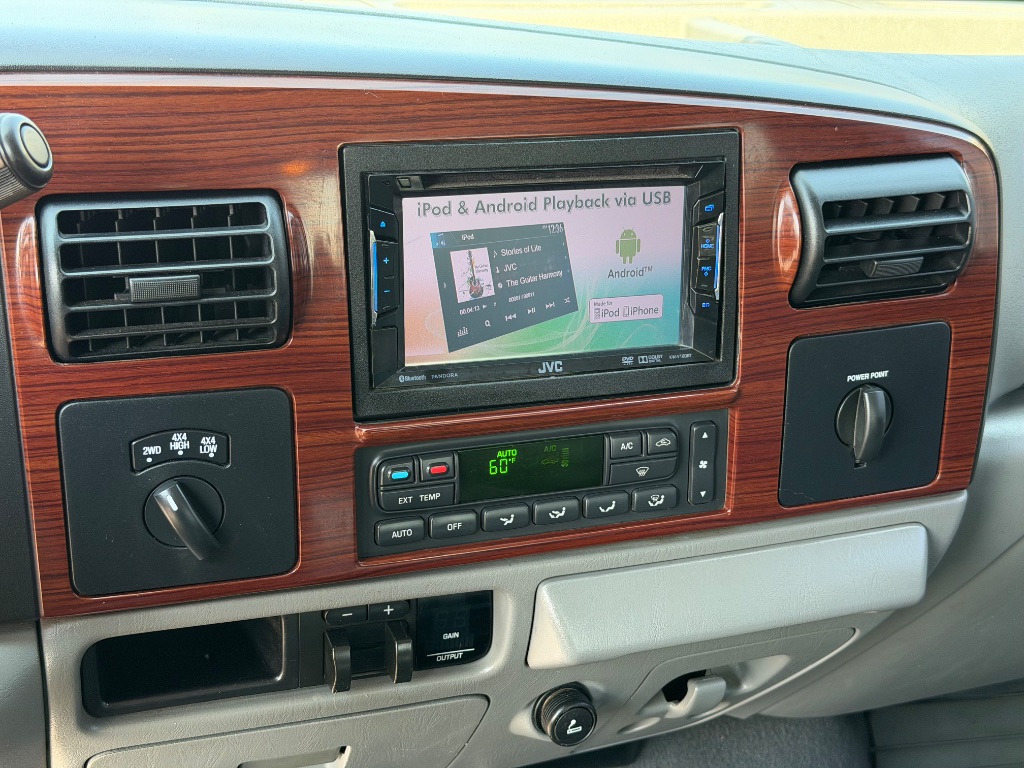 2006 Ford F-250 Super Duty Lariat - Photo 25