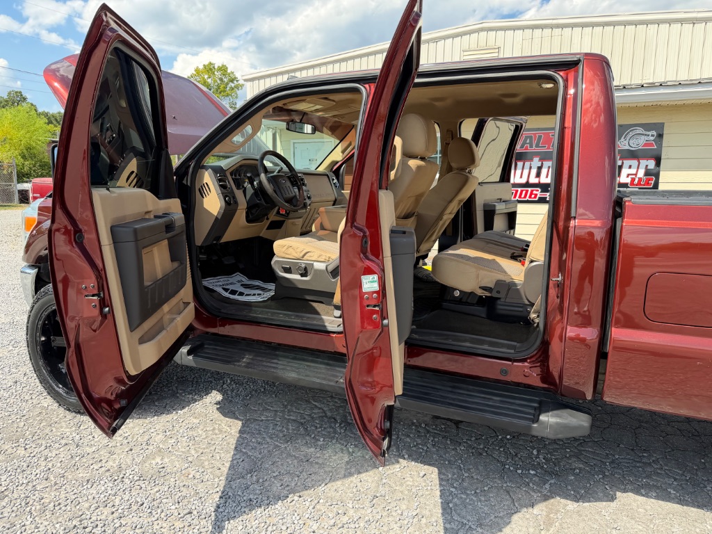 2015 Ford F-350 Super Duty XLT - Photo 25