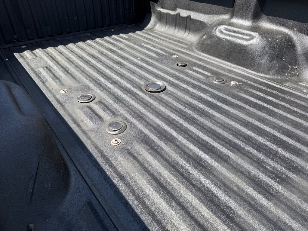 2015 Ford F-350 Super Duty XLT - Photo 16