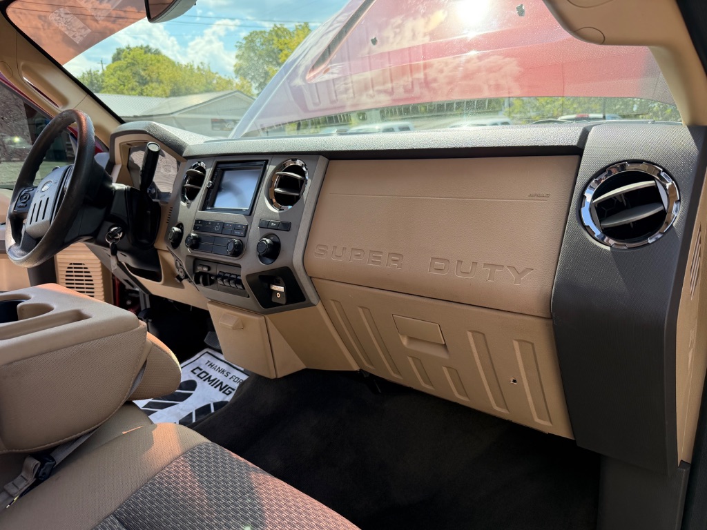 2015 Ford F-350 Super Duty XLT - Photo 33
