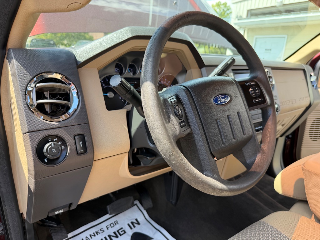 2015 Ford F-350 Super Duty XLT - Photo 21