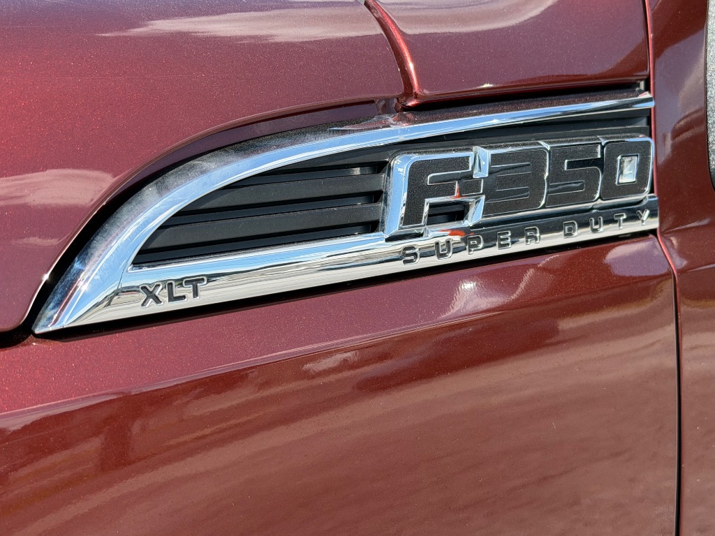 2015 Ford F-350 Super Duty XLT - Photo 14