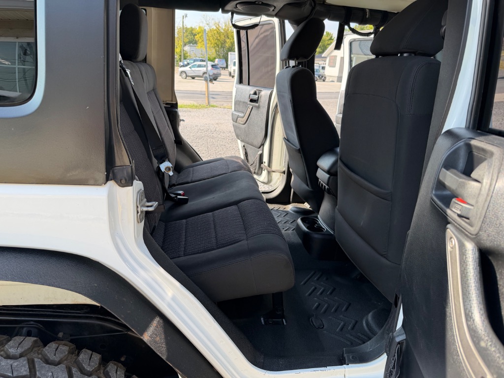 2012 Jeep Wrangler Unlimited Sport - Photo 14